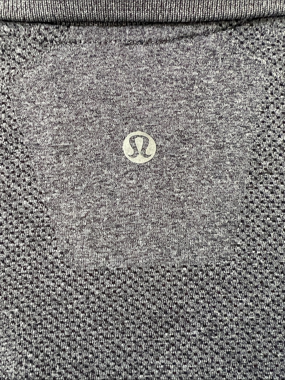 Lululemon Athletica Men's Metal Vent Tech Polo Shirt in Gray Size Small - Picture 6 of 7